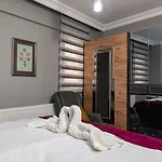 Leyla Apartment Istanbul